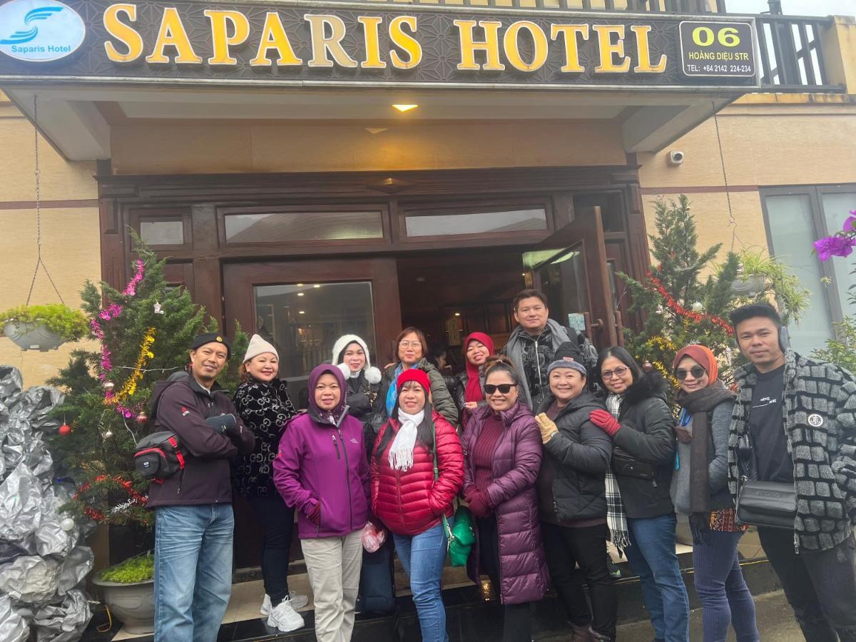 Saparis Hotel Exterior photo