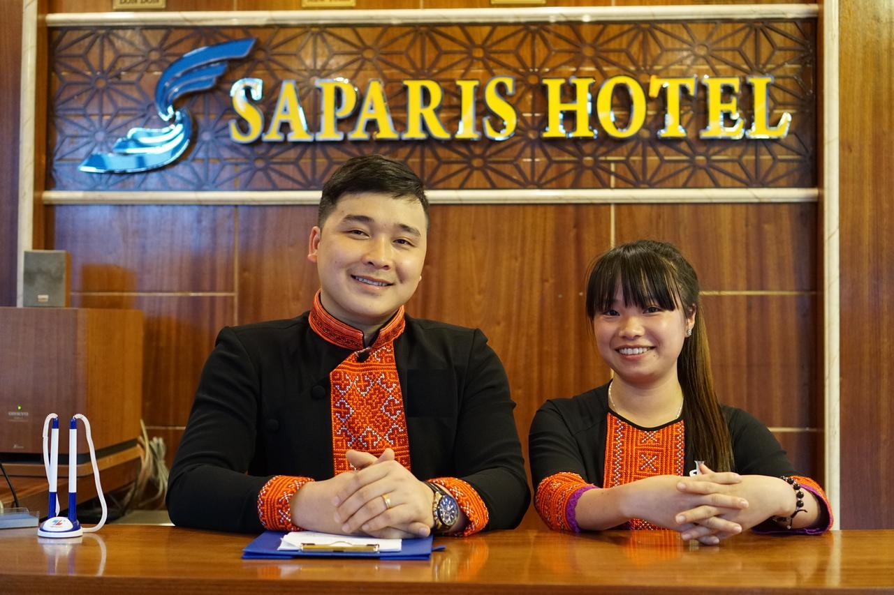 Saparis Hotel Exterior photo